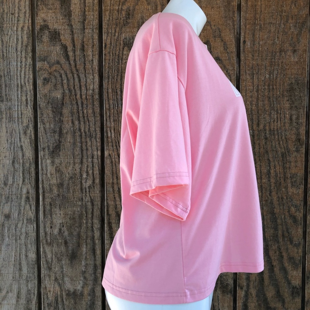SOLD SHEIN Colorblock Namdoze Graphic Step-Hem Tee - Picture 4 of 7